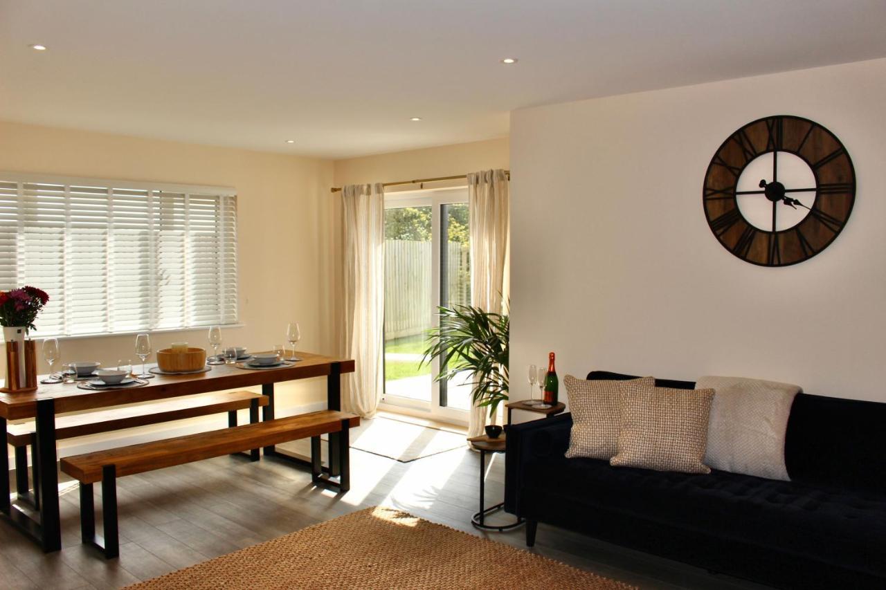 No 1 The Paddock - Spacious Holiday Home With A Hot Tub Bude Exterior photo