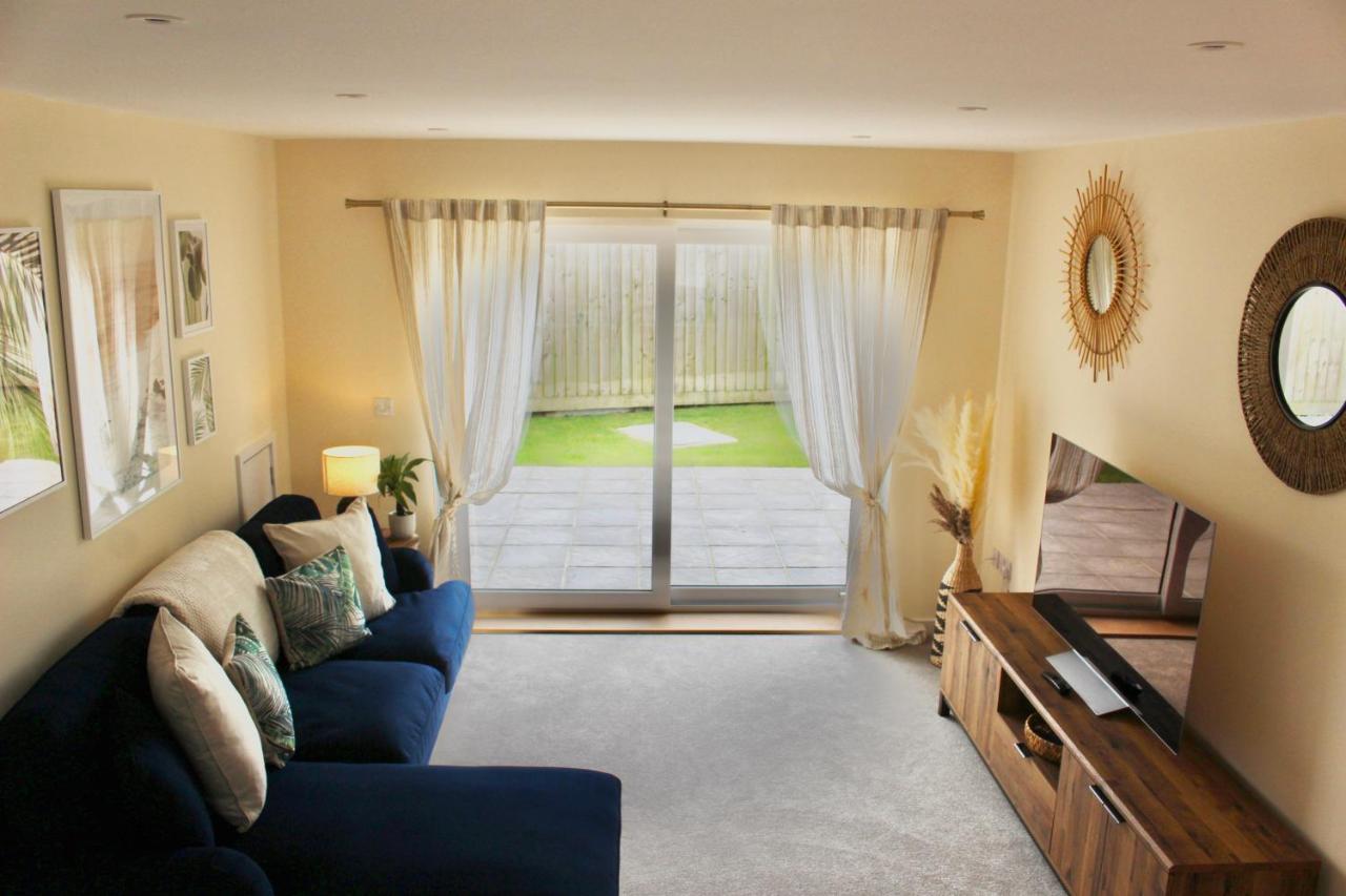 No 1 The Paddock - Spacious Holiday Home With A Hot Tub Bude Exterior photo